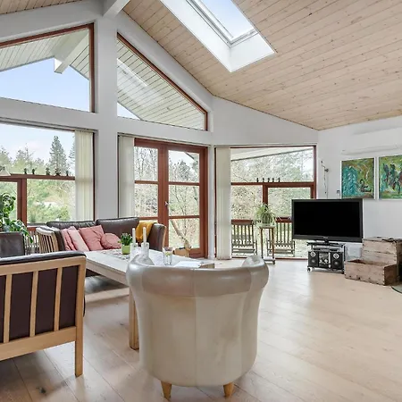 Holiday home 3 Bedroom Cozy In *
